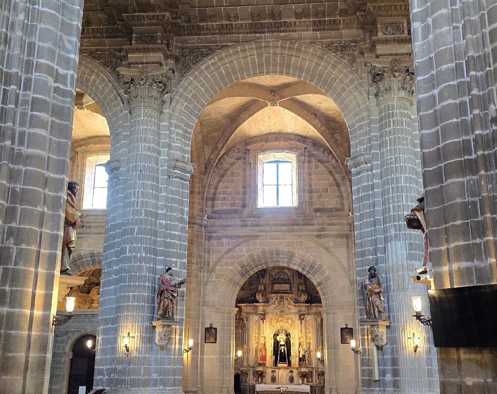 Catedral de Jerez-赫雷斯德拉弗隆特拉必去景点