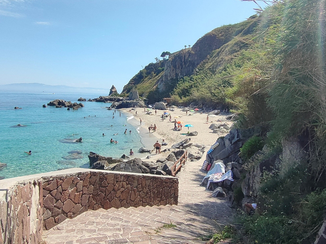 Spiaggia Michelino-Parghelia必去景点