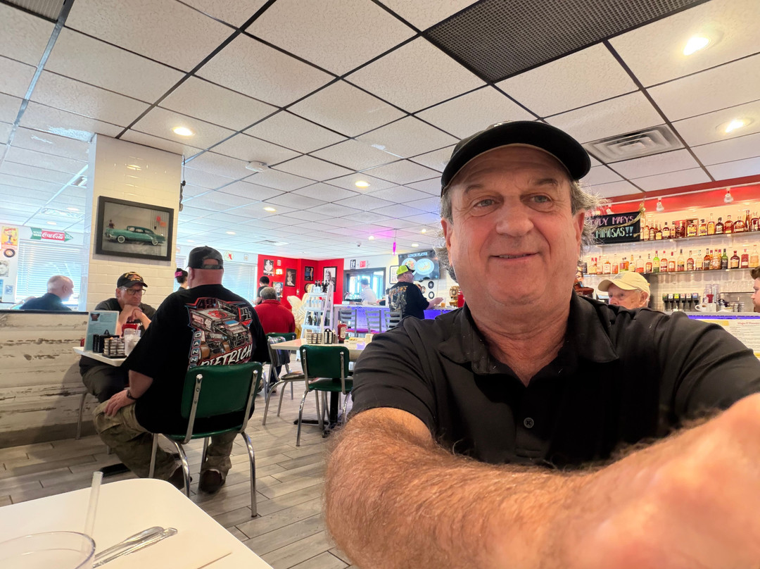 Dina's Diner