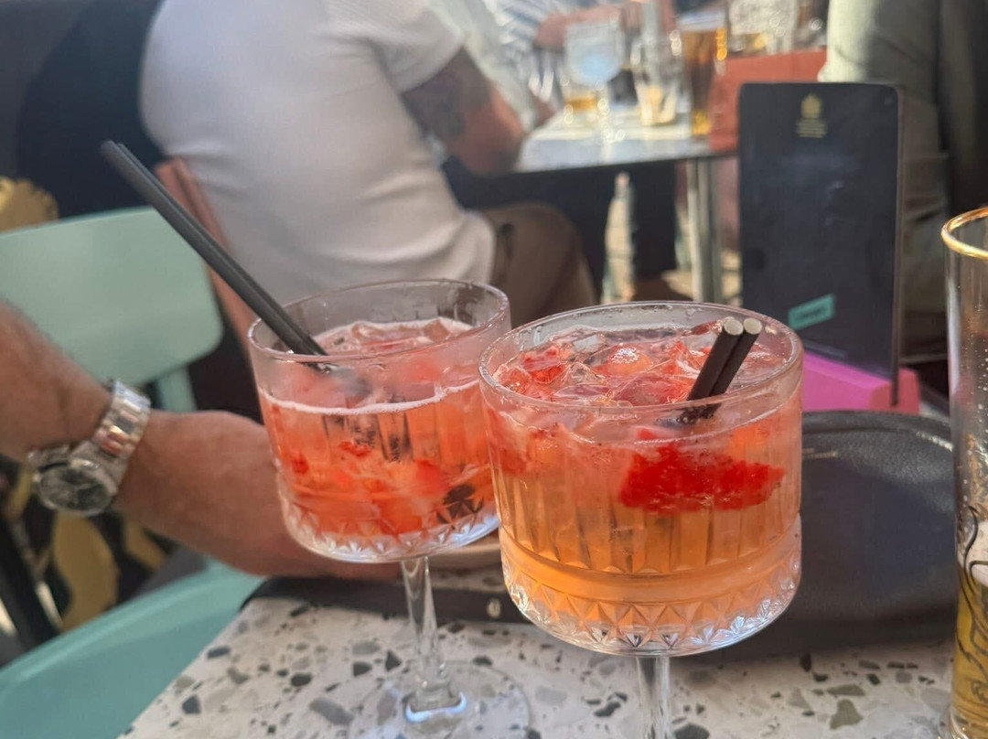 Luna Blu Cocktails & Tapas-Yarm必去景点