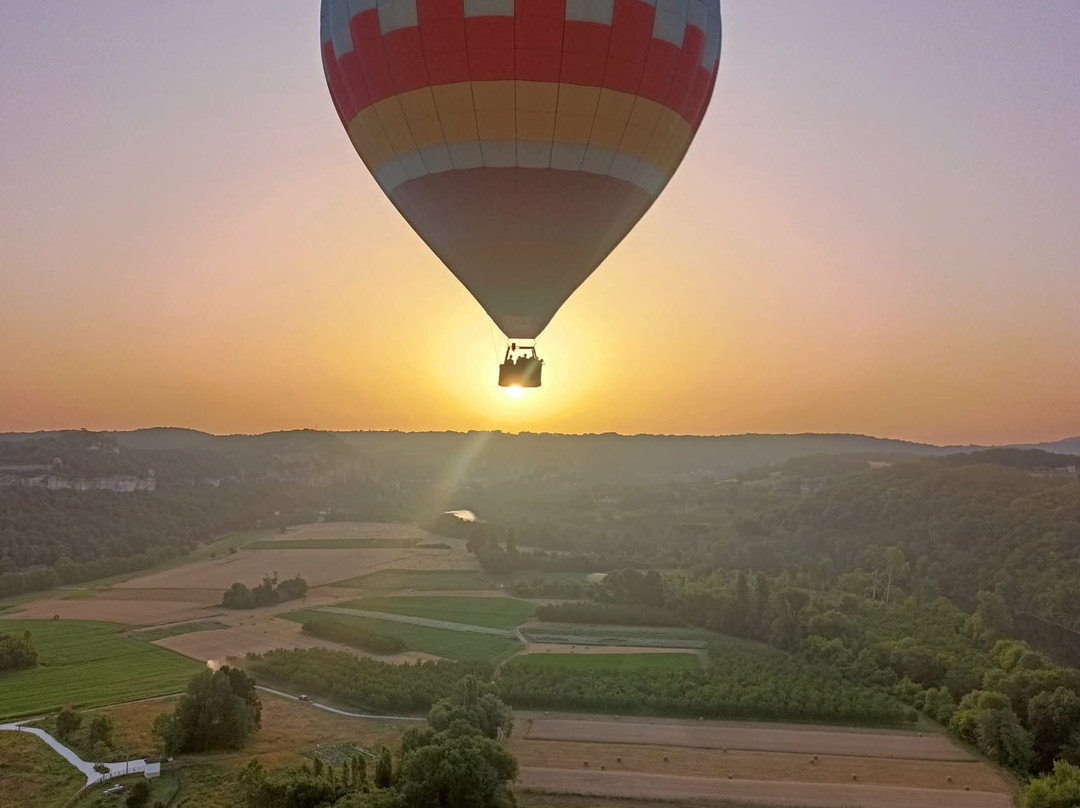 Montgolfiere et Chateaux-贝纳克和卡泽纳克必去景点