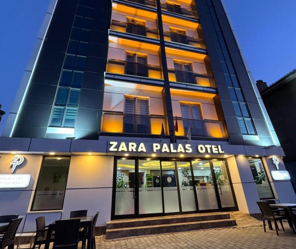 Divrigi酒店住宿-Zara Palas Otel