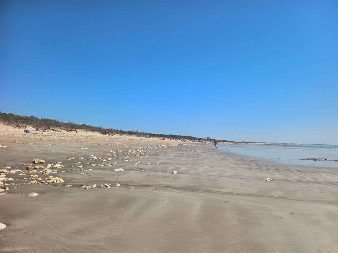 Plage de Vert Bois-Le Grand-Village-Plage必去景点