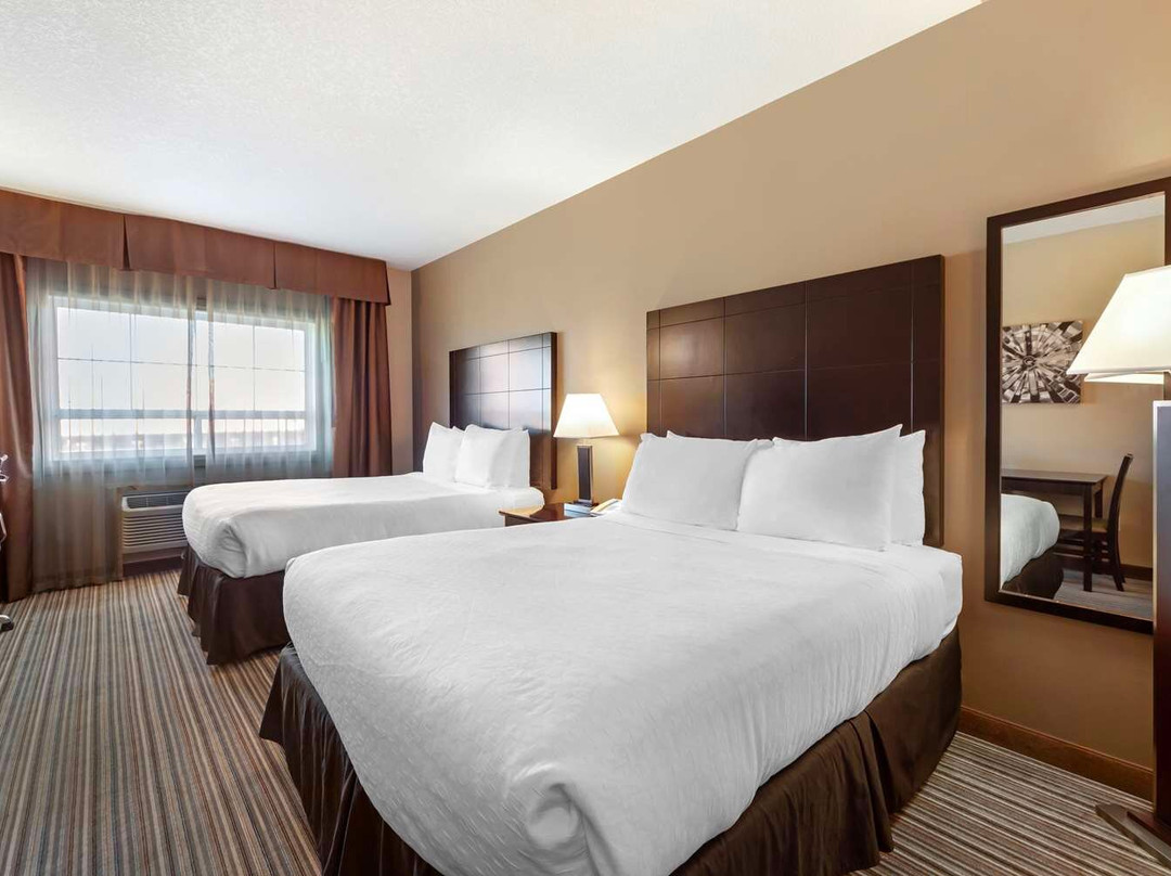 McLennan酒店住宿-Best Western Plus Peace River Hotel & Suites