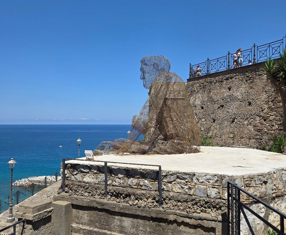 Le Spiagge di Pizzo-皮佐必去景点