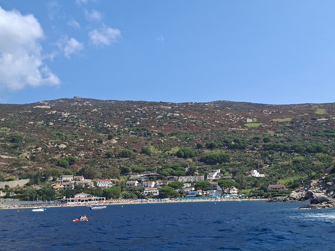 Spiaggia di Cavoli-Seccheto必去景点