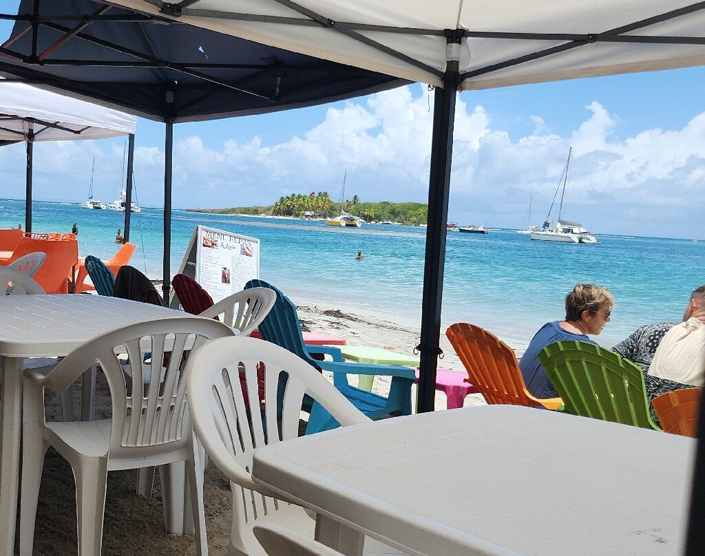 Plage de la Datcha-Le Gosier必去景点