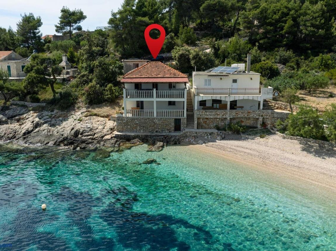 Seaside secluded apartments Cove Tvrdni Dolac, Hvar - 2997