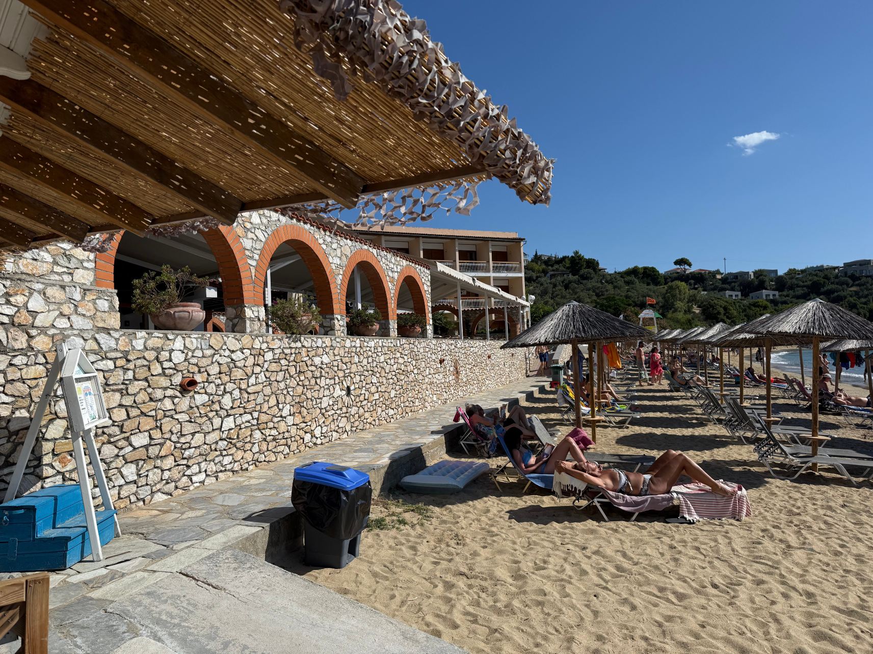Esperides Beach Hotel-旅行者