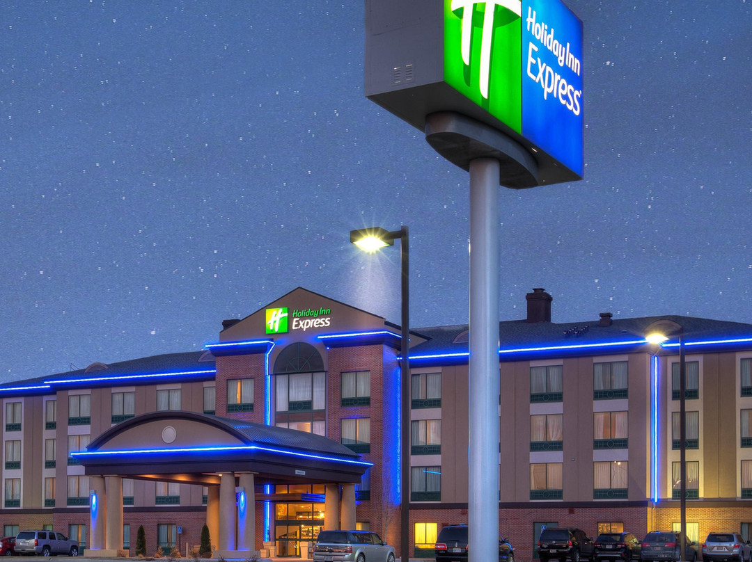 Holiday Inn Express 威奇托南主图