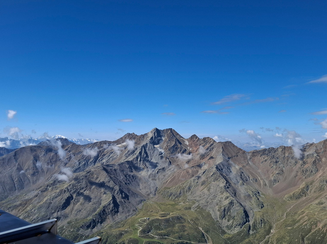 Iceman Ötzi Peak-Senales必去景点