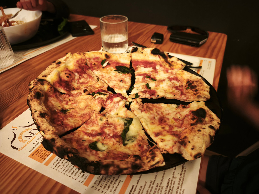 Mytika Trattoria & Pizzeria Napoletana