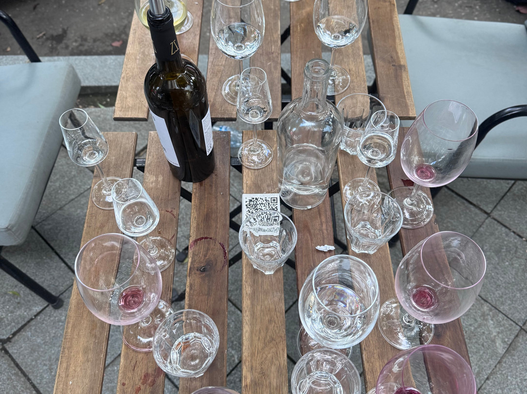 Midi Wine Bar