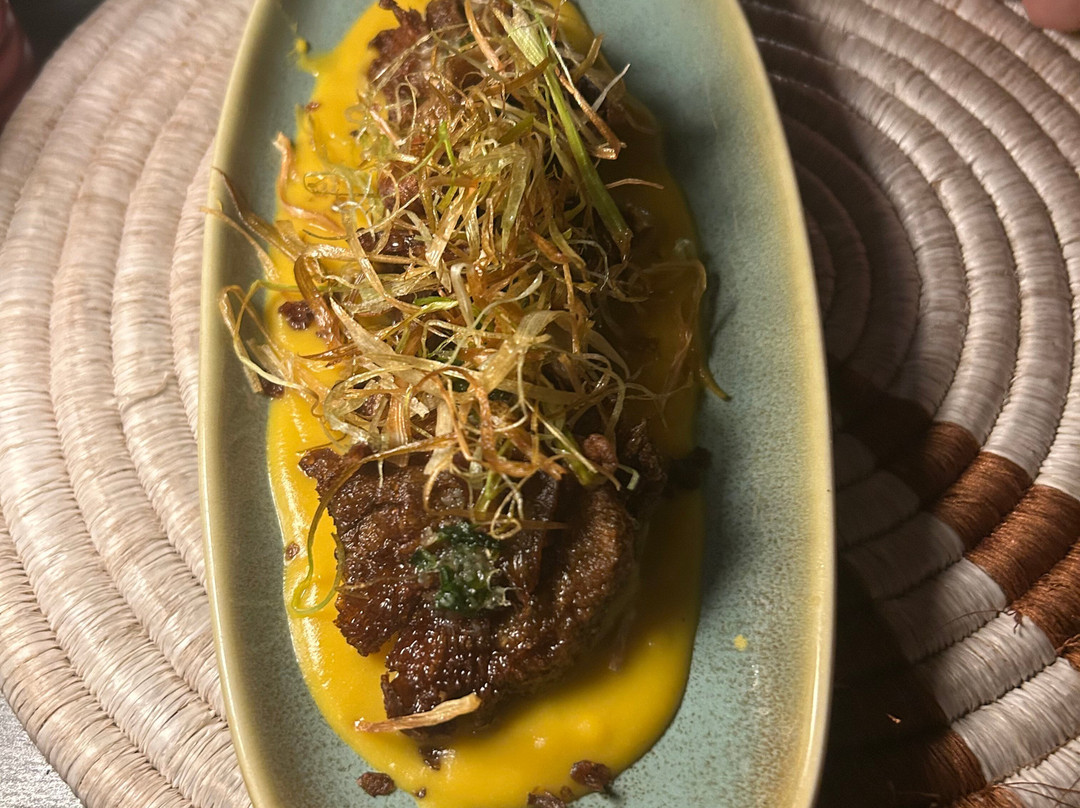 河边树乡村酒店主图