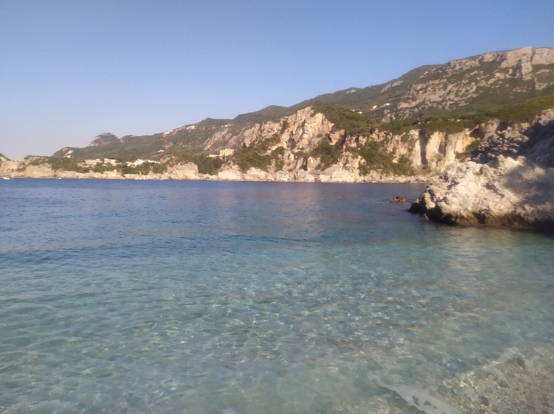 Rovinia Beach-Paleokastritsa必去景点
