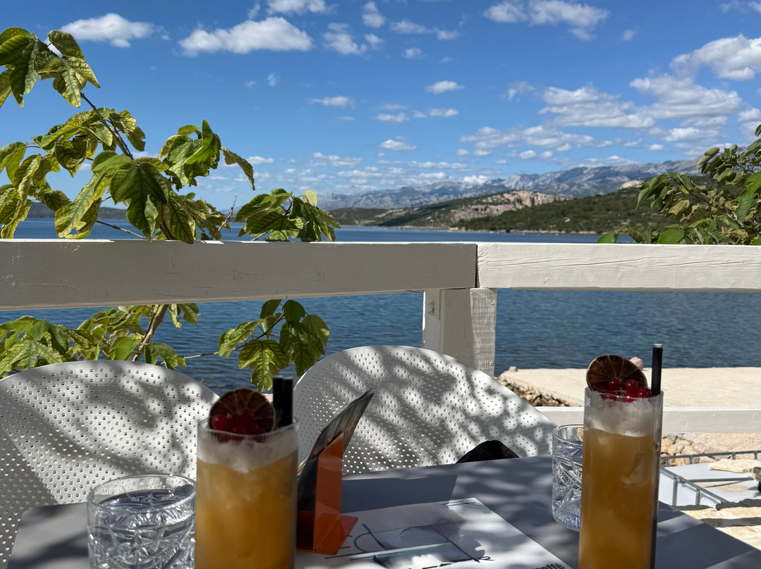 Beba Beach Bar