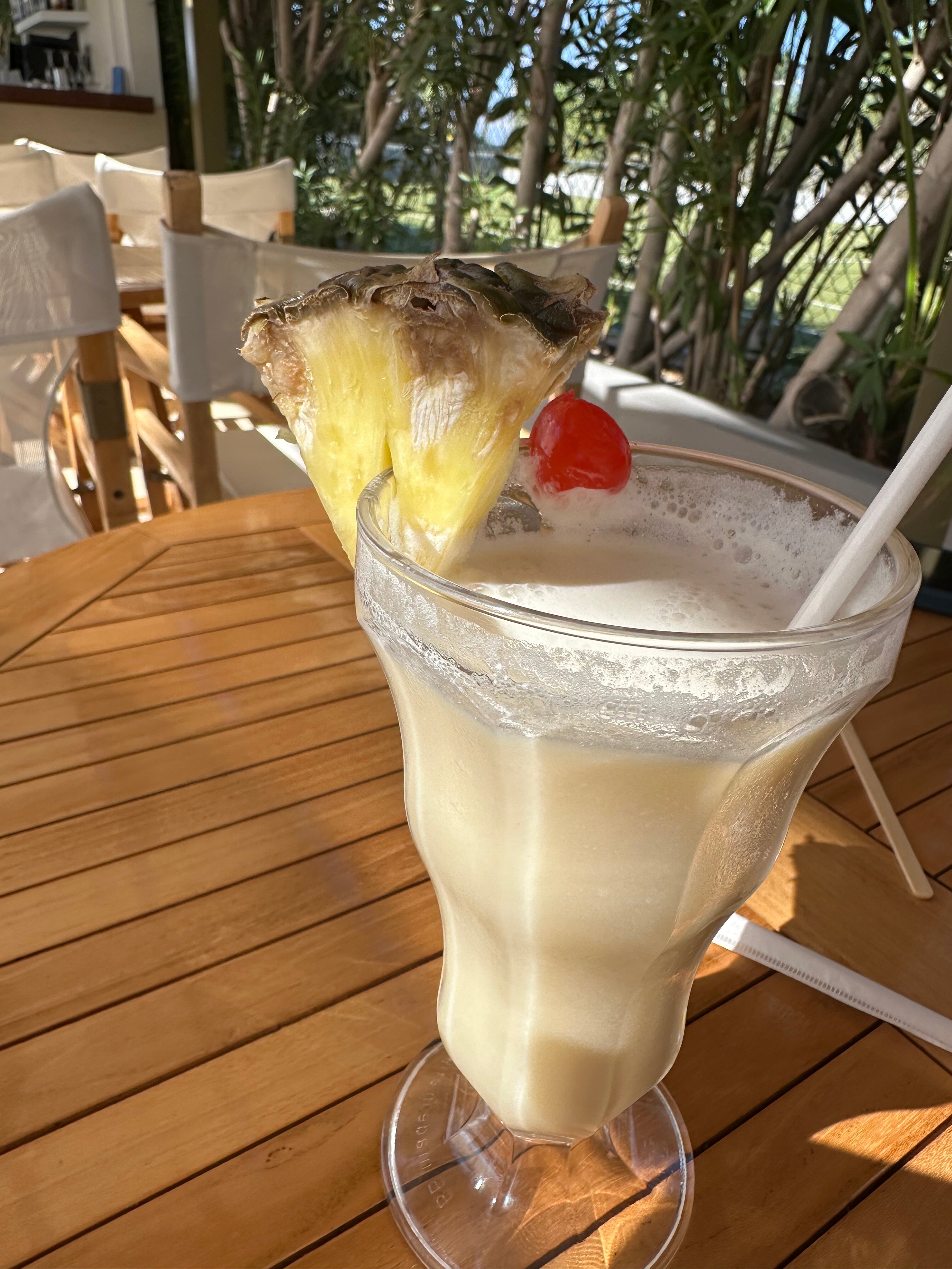 康斯坦丁诺布罗斯阿斯米娜套房酒店-泳池