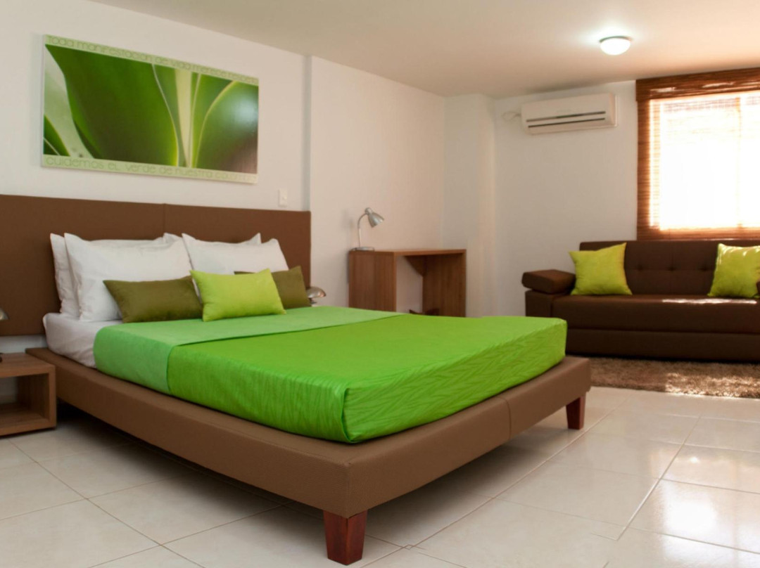 Luxor Condina 酒店