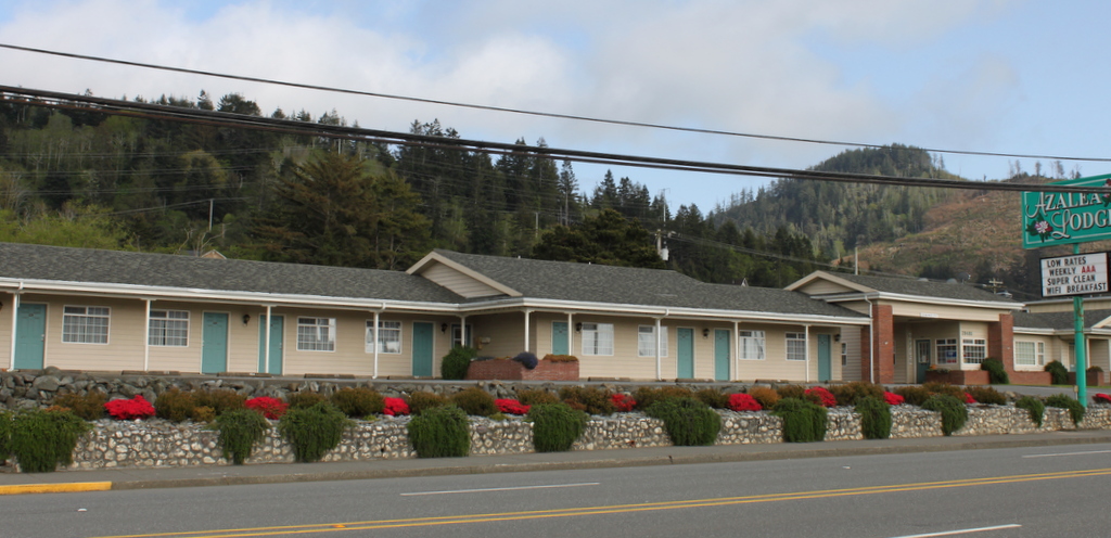 Azalea Lodge-官方