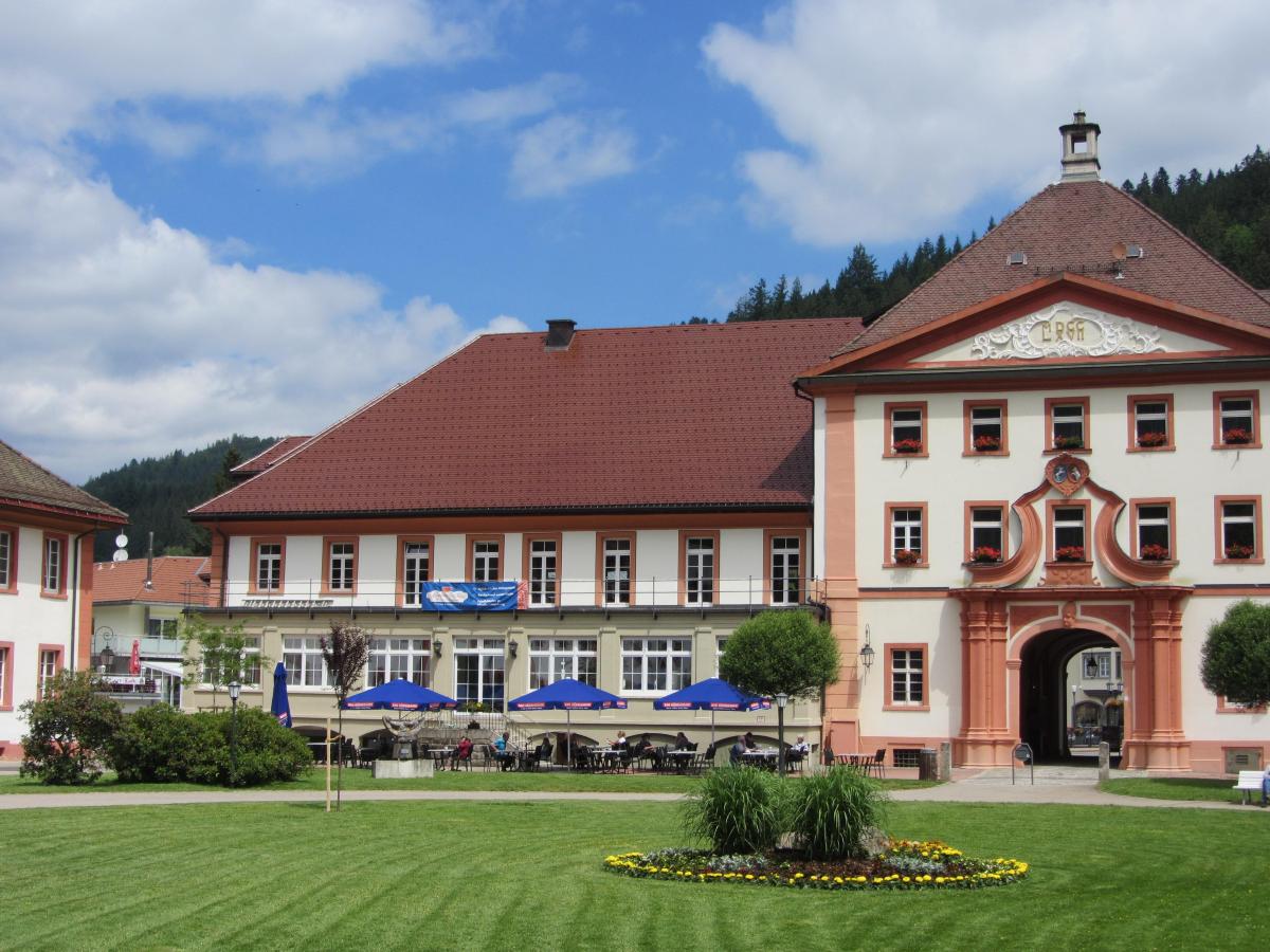 克罗斯特霍夫酒店-官方