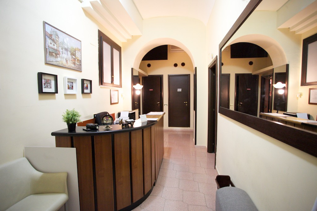 茵车站之家主图