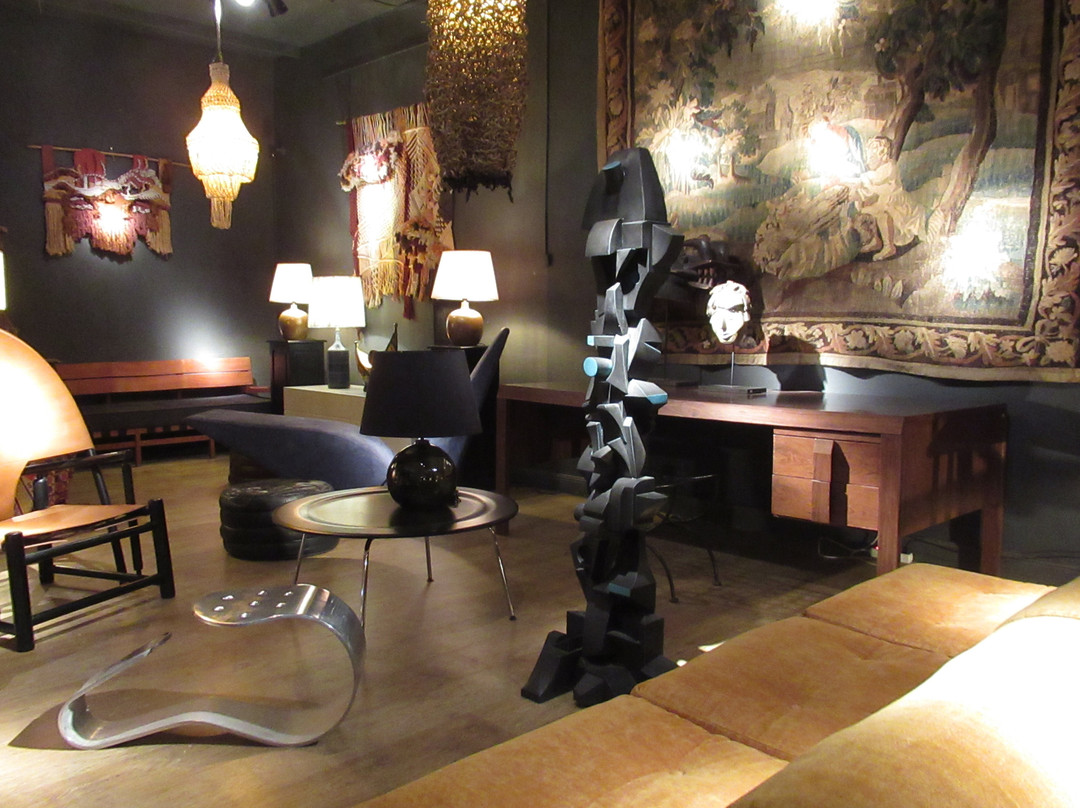 Le Village des Antiquaires de la Gare