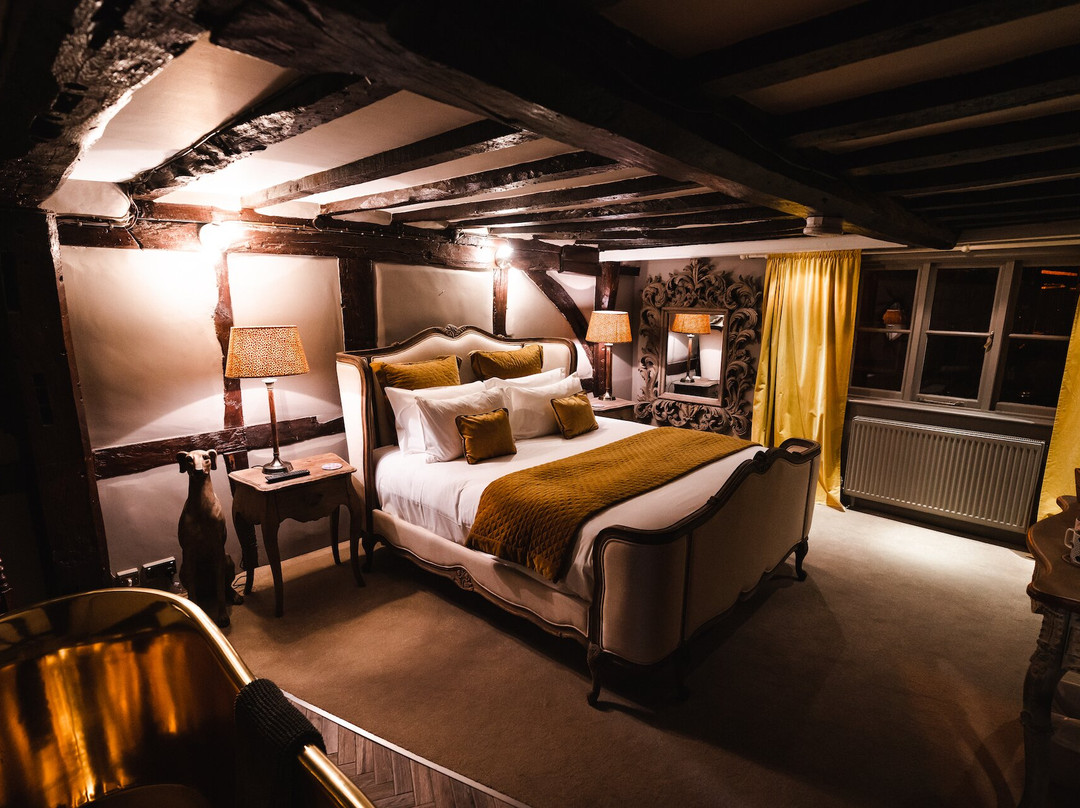 No. 7 Rooms