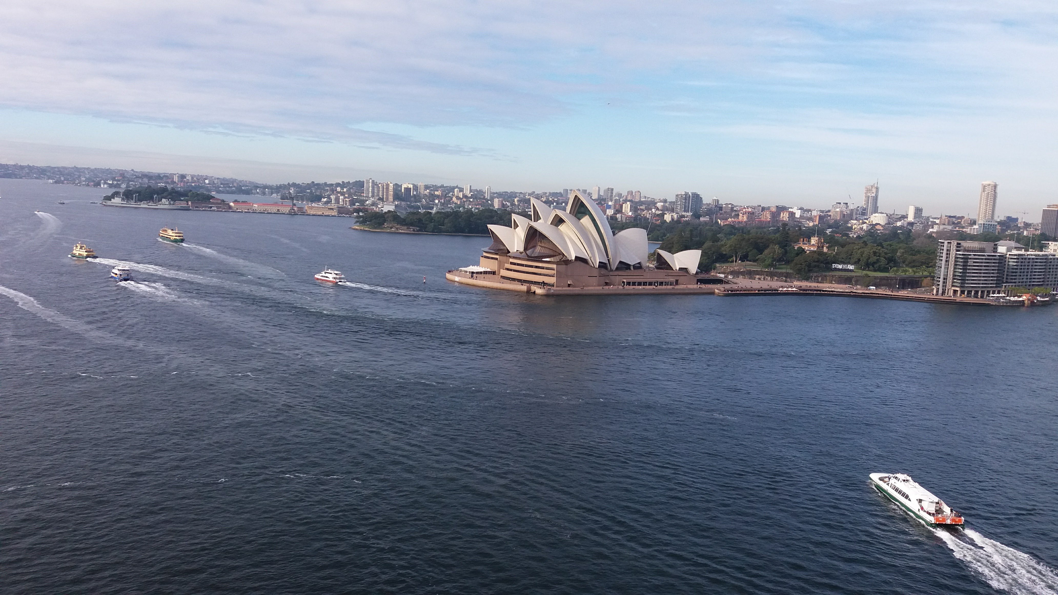 Opera House-官方