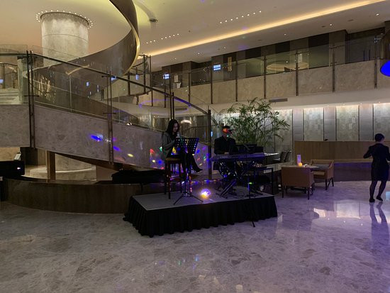 成都希尔顿酒店主图