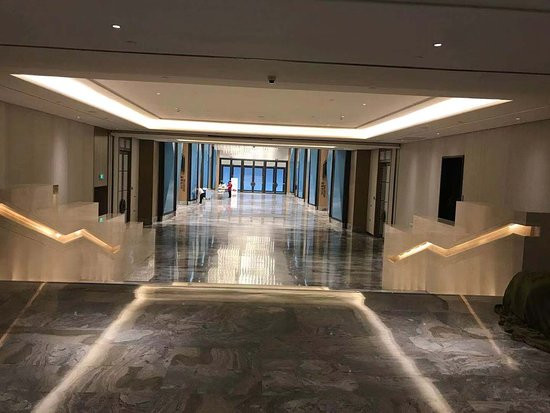 宁波影秀城丽筠酒店主图