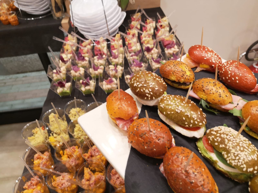 Caffineria Food & Drink