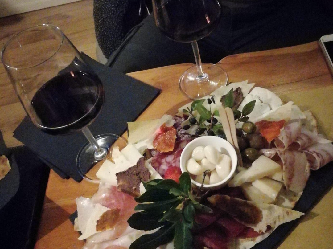 Enoteca Sapori diVini
