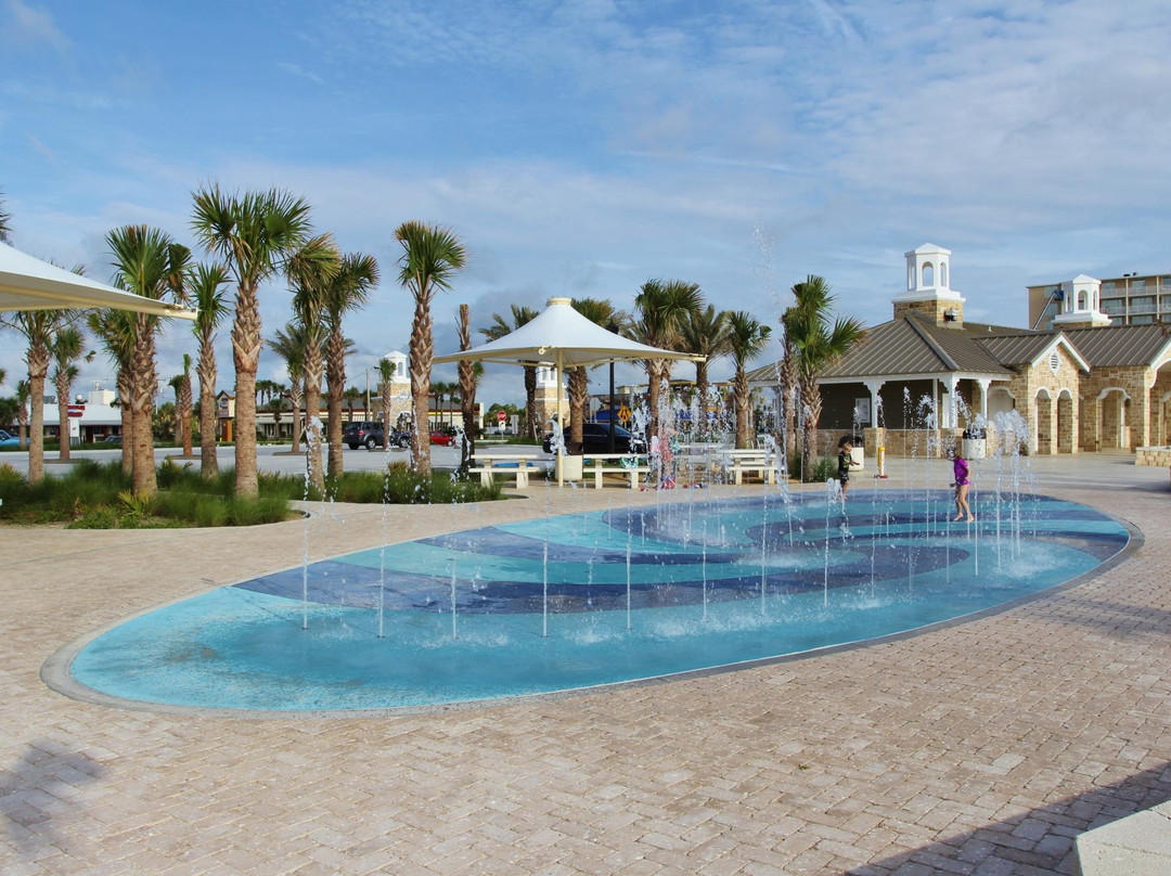 Andy Romano Beachfront Park景点图片