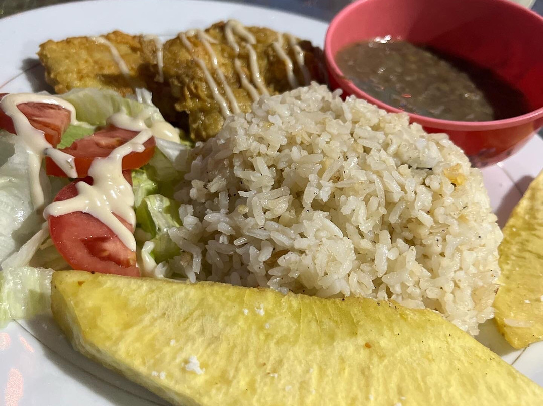 La Fonda El Fruta De Pan