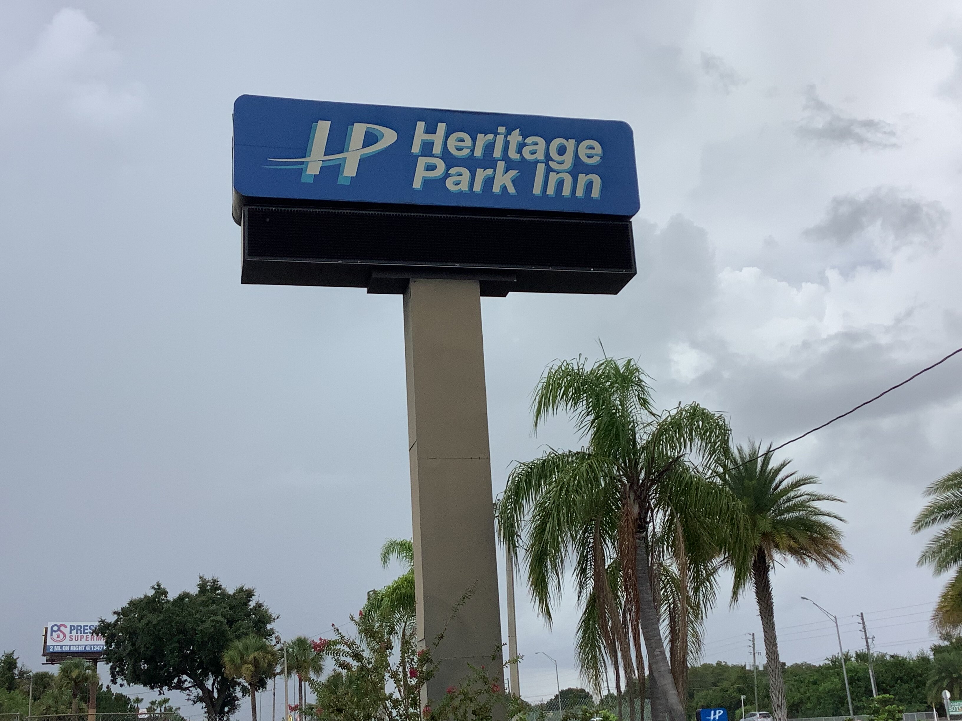 Heritage Park Inn-官方