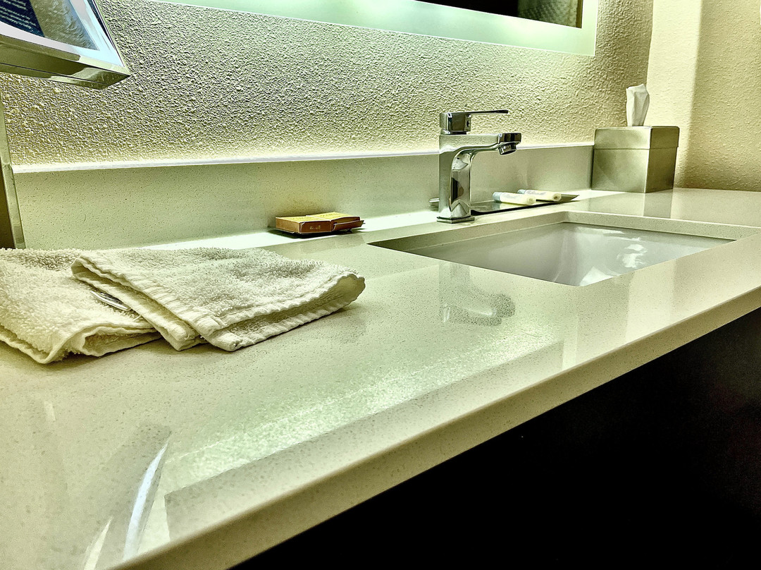 Doubletree by Hilton Hattiesburg主图