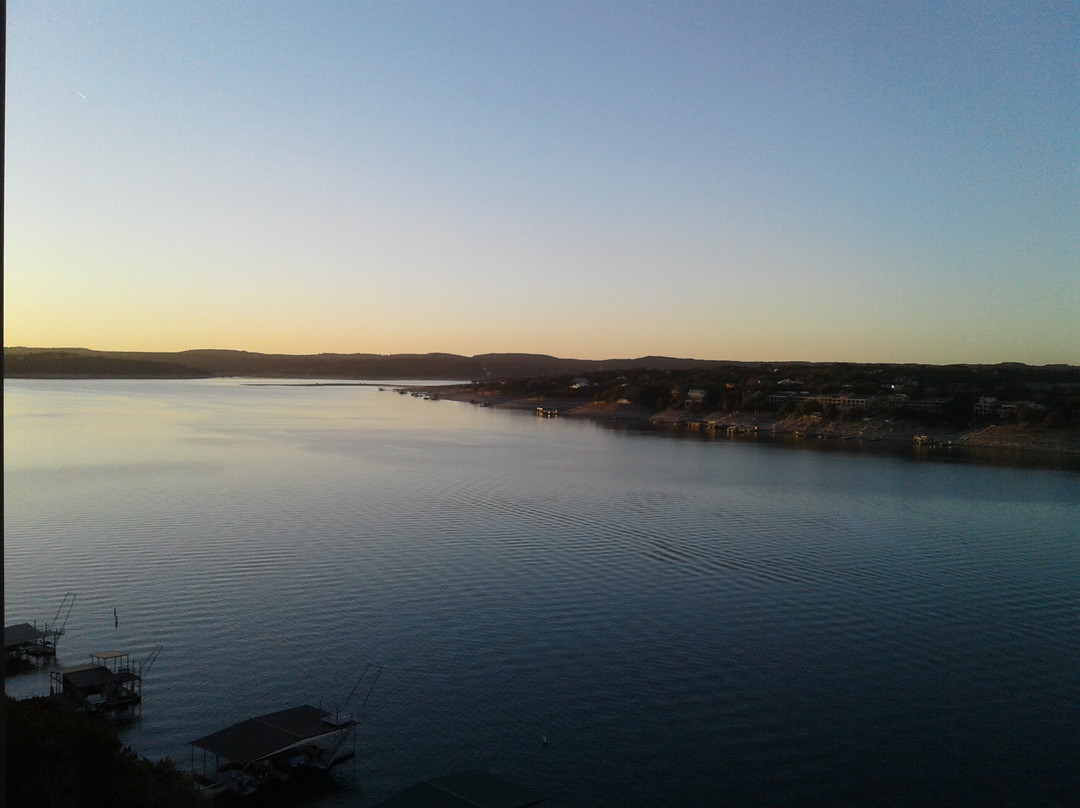 莱克韦温泉度假酒店主图