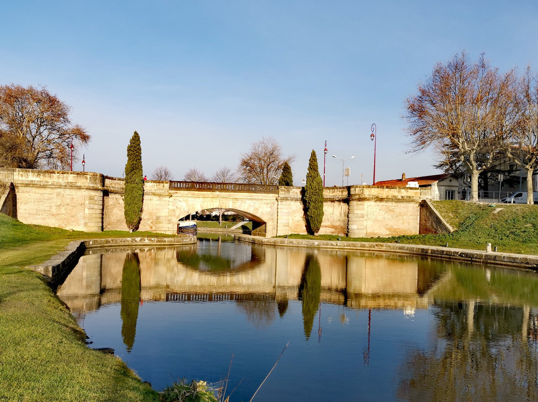 Capitainerie - Office fluvial-Castelnaudary必去景点