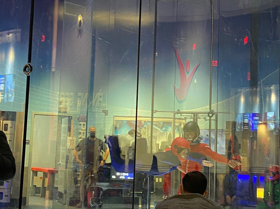 iFLY Indoor Skydiving - Westchester景点图片