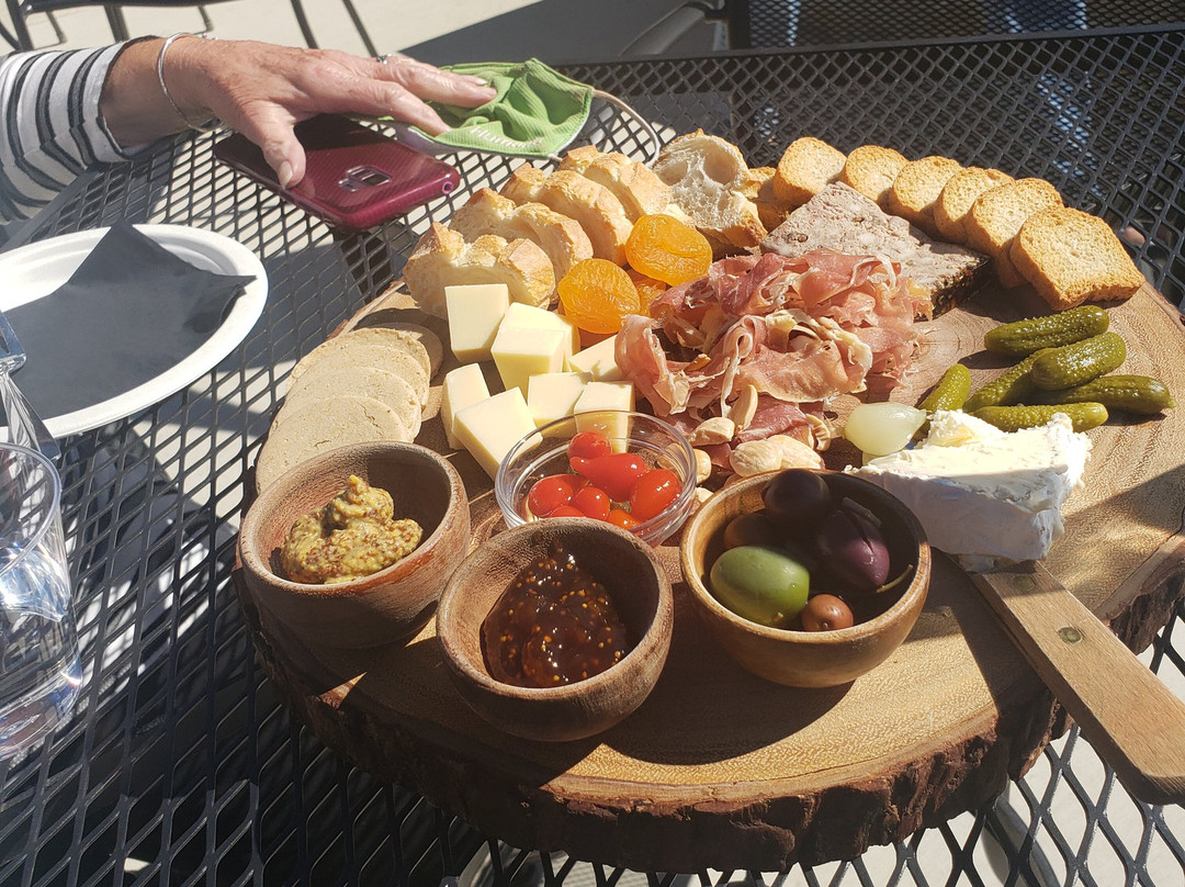 French Connection Wines-Hye必去景点