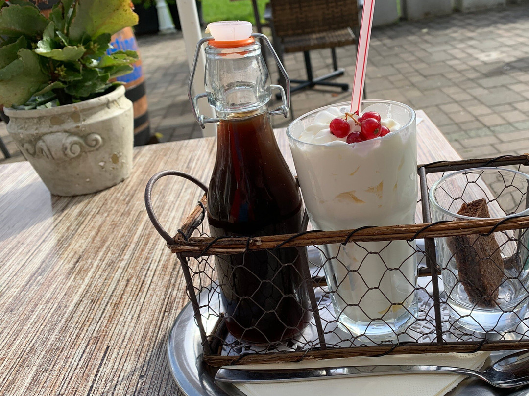 Burg Cafe