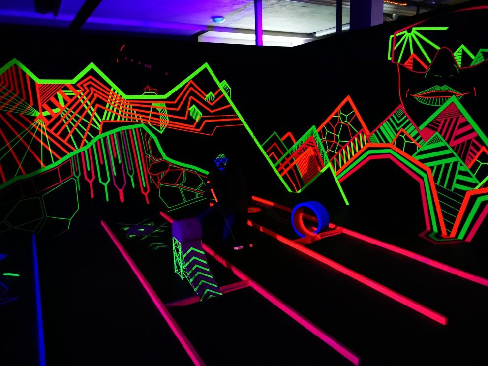 OMEGA next level minigolf-维尔德斯维尔必去景点