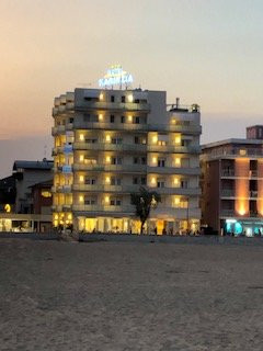 Hotel Karinzia主图