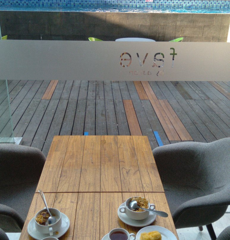 Favehotel Ahmad Yani - Banjarmasin主图