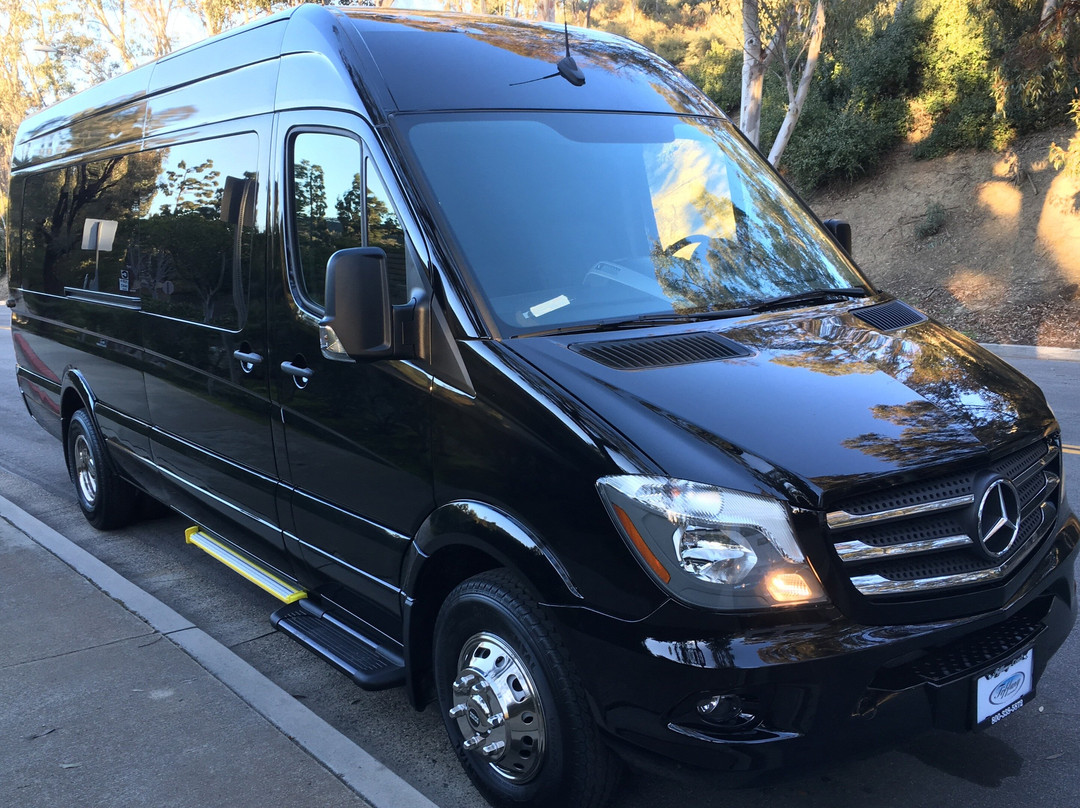 Alliance Luxury Transportation-洛杉矶必去景点