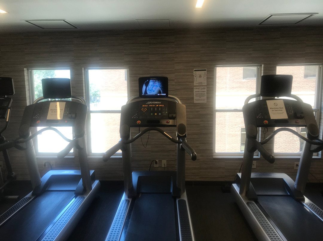 Courtyard by Marriott Norfolk Downtown主图