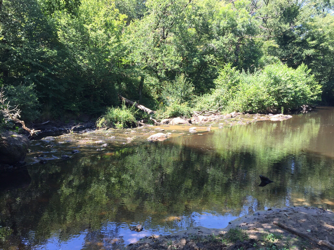 Site Corot-Saint Junien必去景点