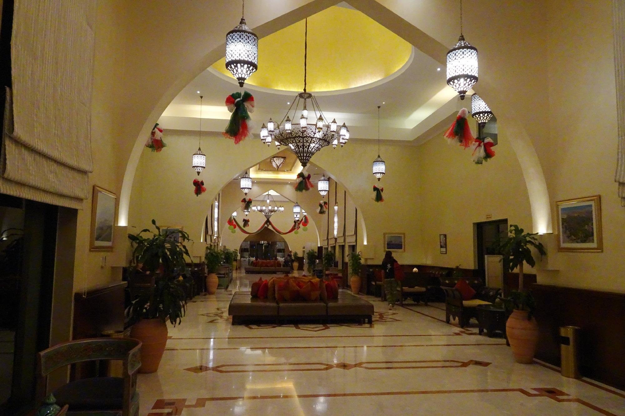 金色郁金香尼兹瓦酒店-浴室