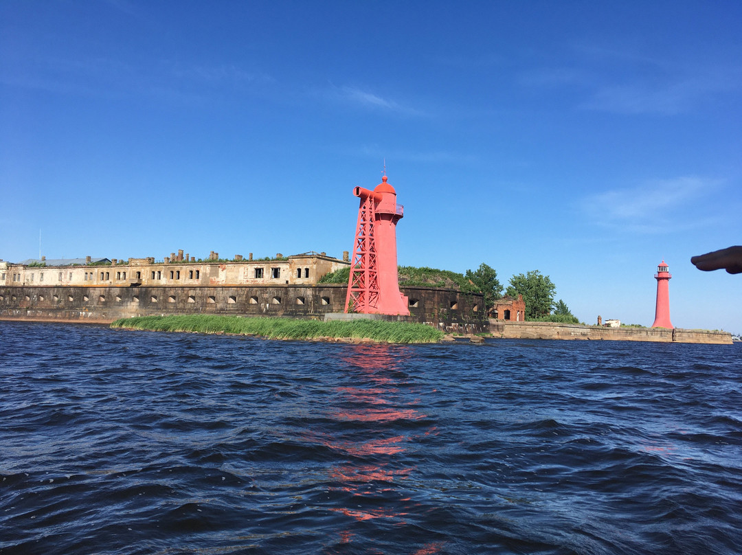 Forts of Kronstadt: Excursions-喀琅施塔得必去景点