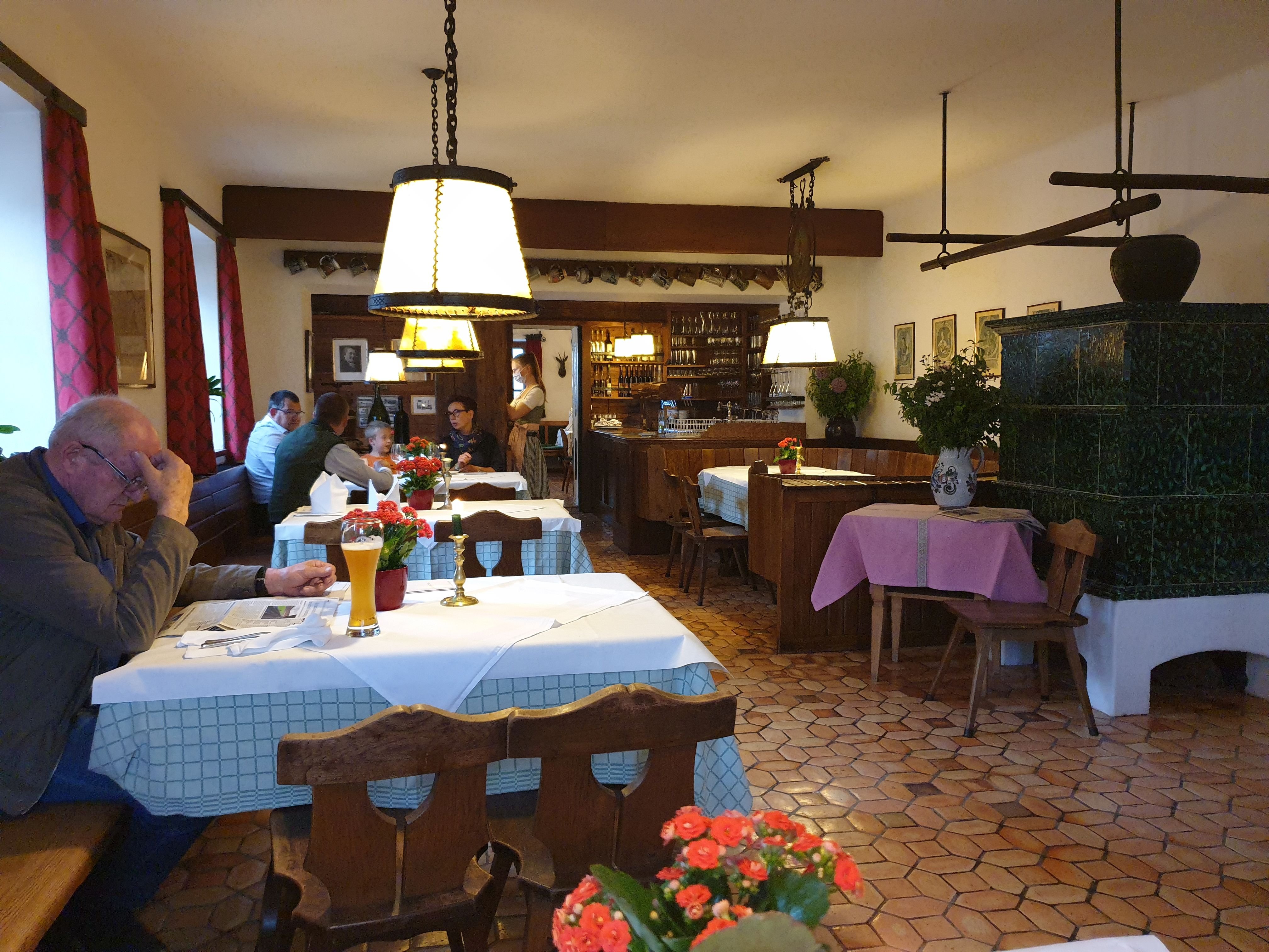 Landgasthof Holznerwirt-餐饮